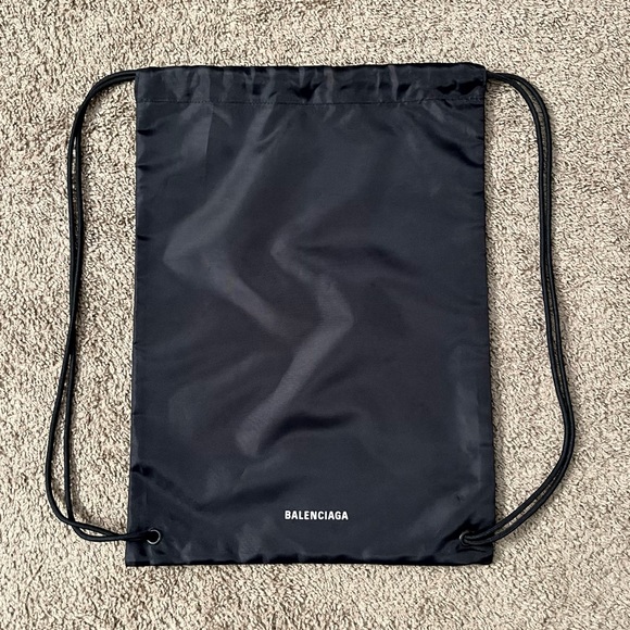 Balenciaga drawstring backpack and/or dust bag. - Picture 2 of 7